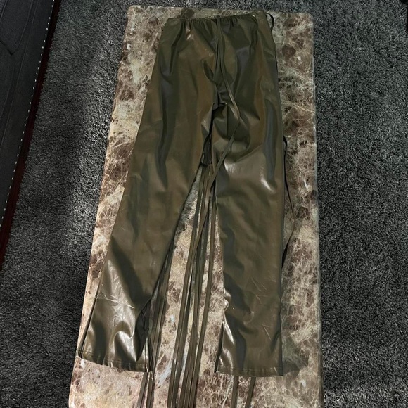 Olive green lace up pants - Picture 2 of 4